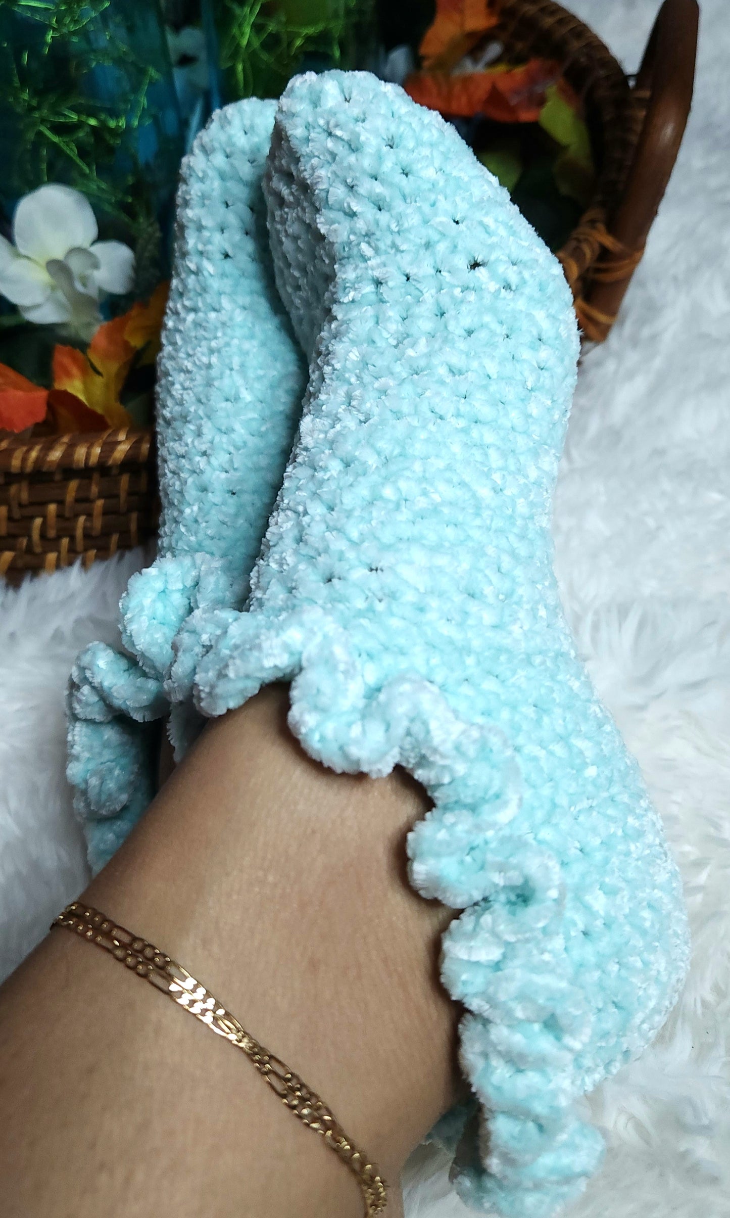 Ruffle Velvet Slipper Socks